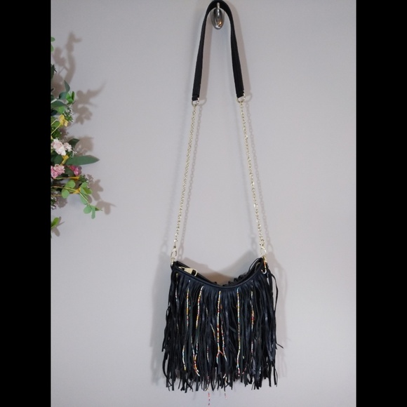 Steve Madden Handbags - Steve Madden fringe crossbody purse black